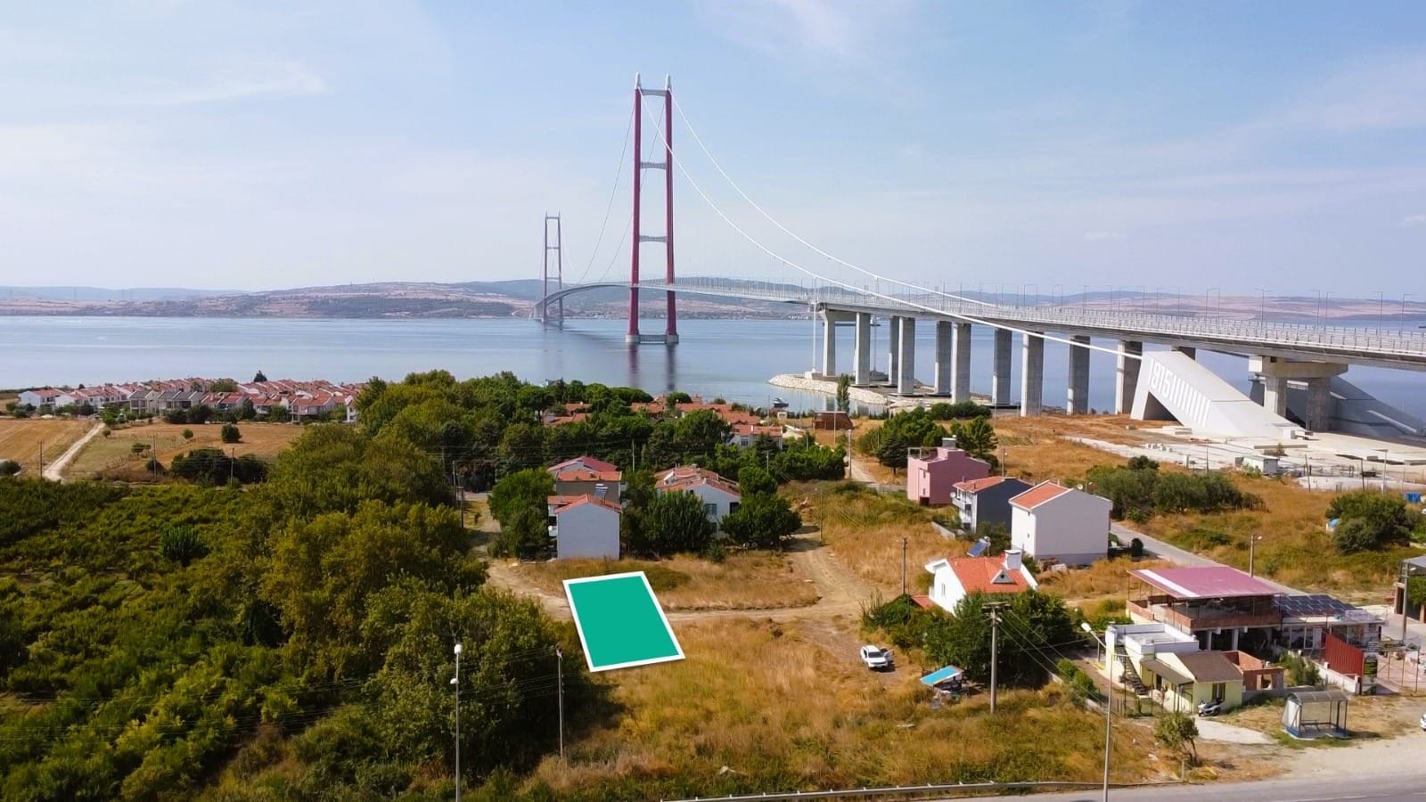 Çanakkale Boğazı'nın Göz Alıcı Manzarasında Hayalinizdeki Evi İnşa Edin!